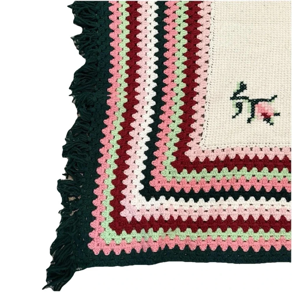 Vintage Handmade Crochet Afghan Blanket Floral Pink Green Fringe Throw‎ 45x52